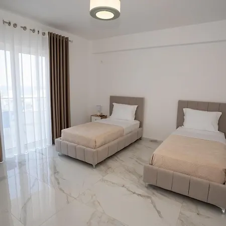 Отель Imperio 3*